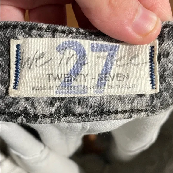 We The Free “Just Float On” Snake Print High Rise Flare Jeans - Picture 3 of 7